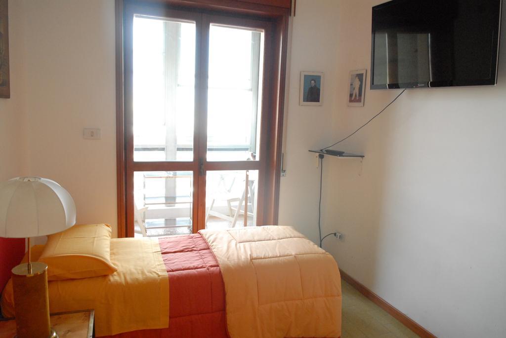 Bed & Breakfast Maricentro Taranto Exteriör bild
