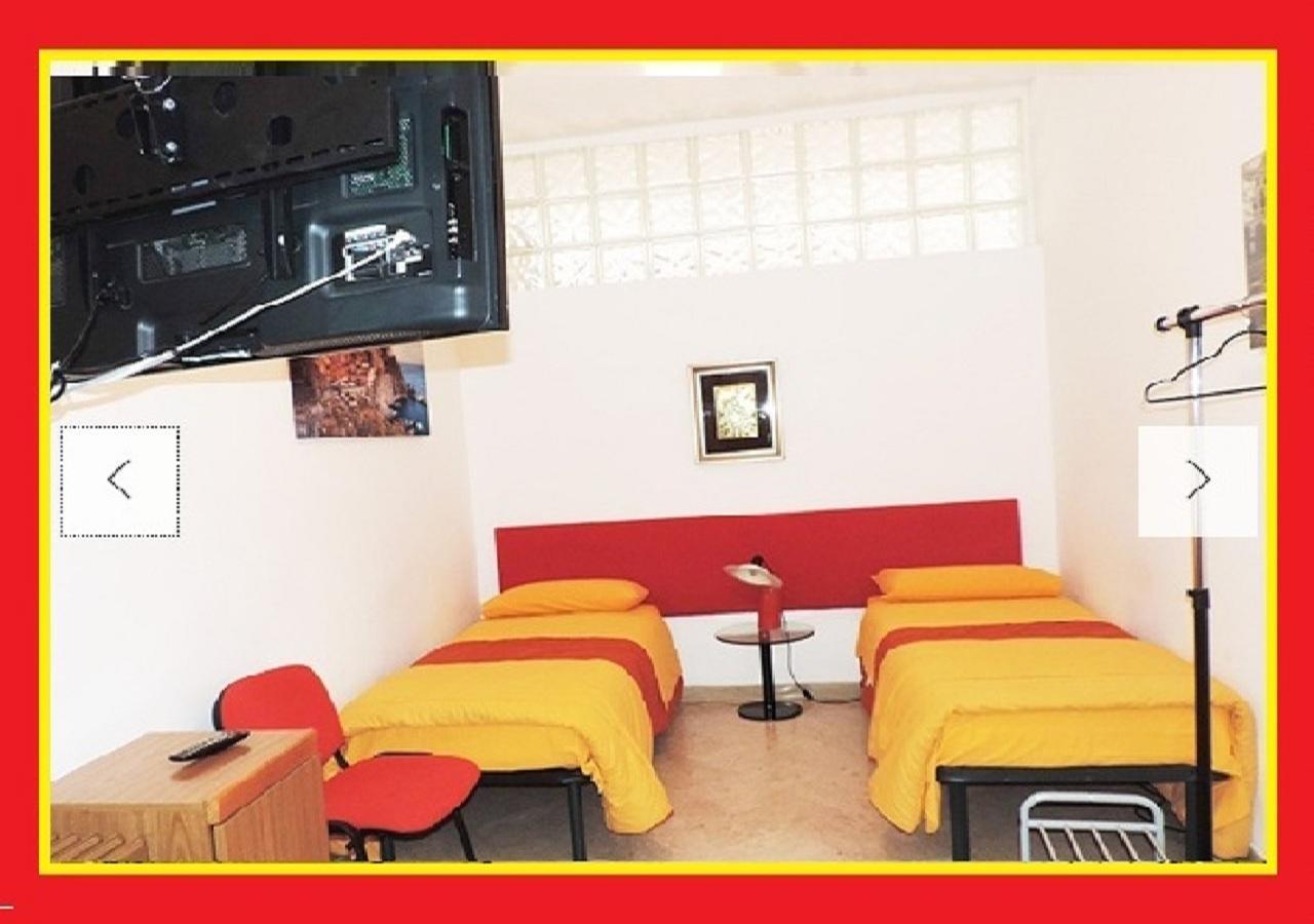 Bed & Breakfast Maricentro Taranto Exteriör bild